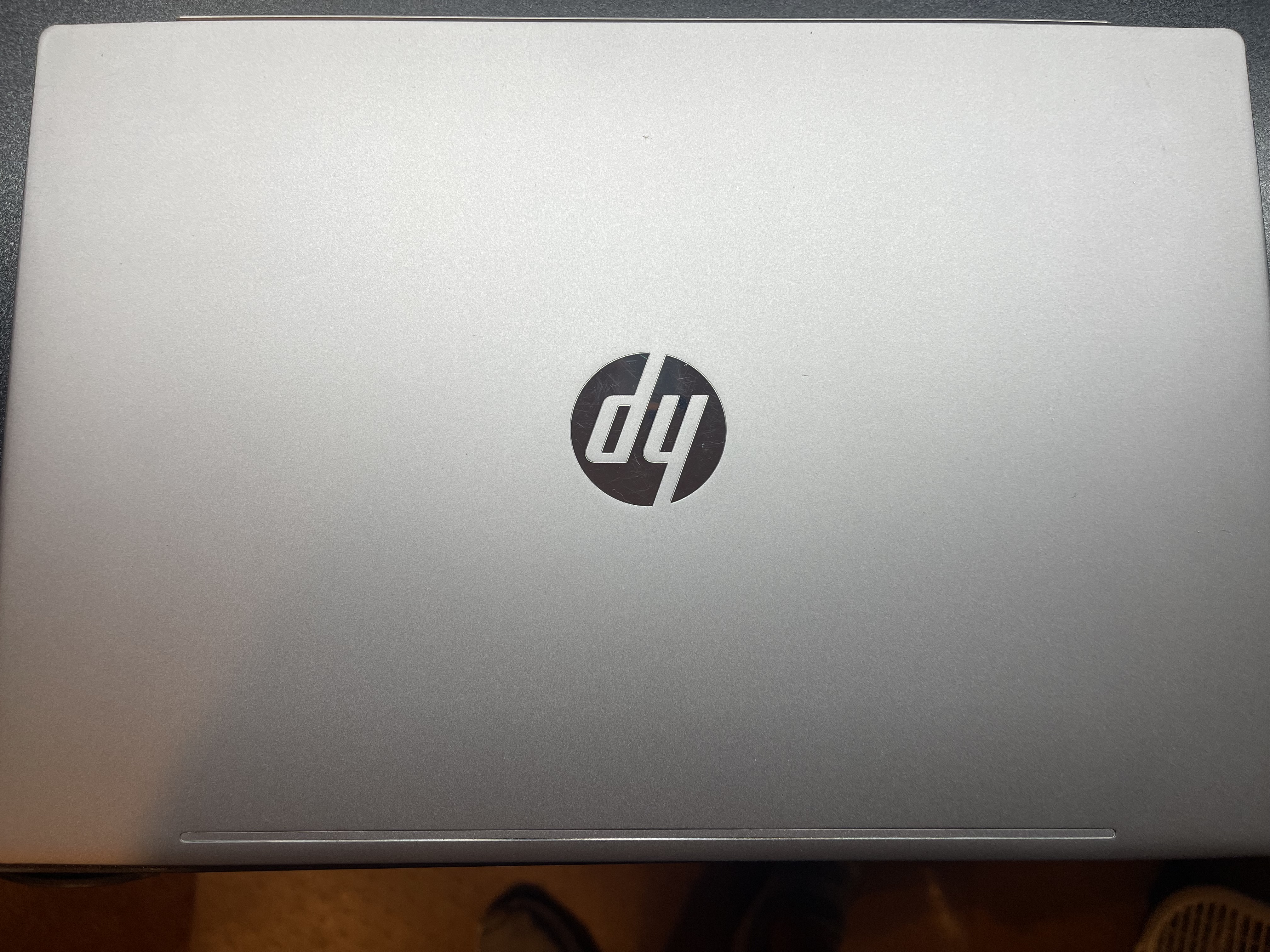 HP Pavilion laptop lid